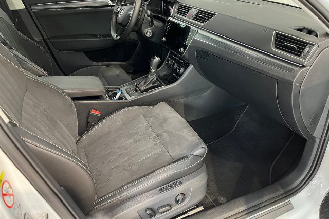 Škoda Superb galerie
