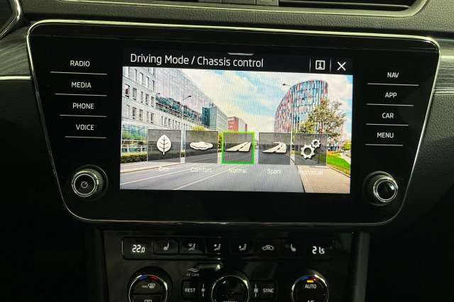 Škoda Superb galerie
