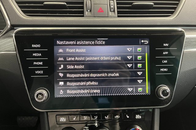 Škoda Superb galerie
