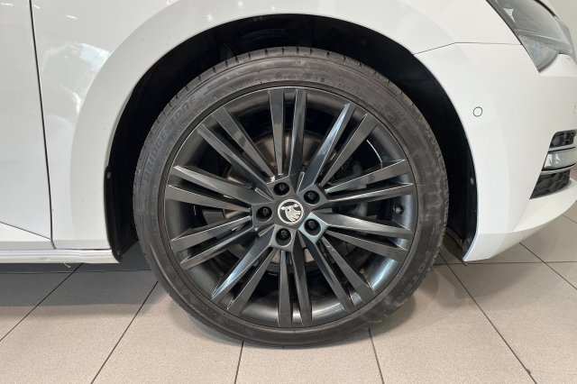 Škoda Superb galerie