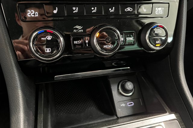 Škoda Superb galerie