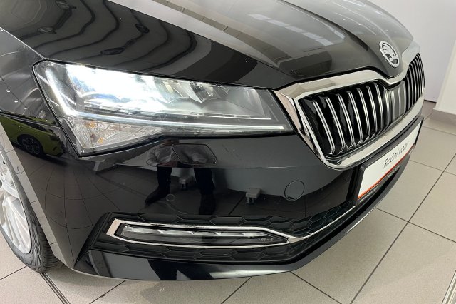 Škoda Superb galerie