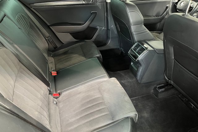 Škoda Superb galerie