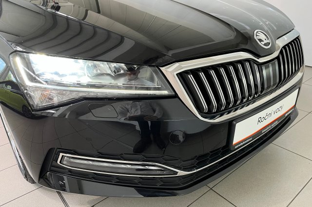 Škoda Superb galerie
